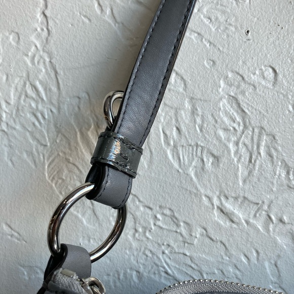 Y2K Coach Silver Gray Metallic Shoulder Bag - Picture 4 of 8